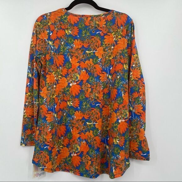 NWT LuLaRoe Women’s Lynnae Long Sleeve Top Size M - Picture 3 of 7